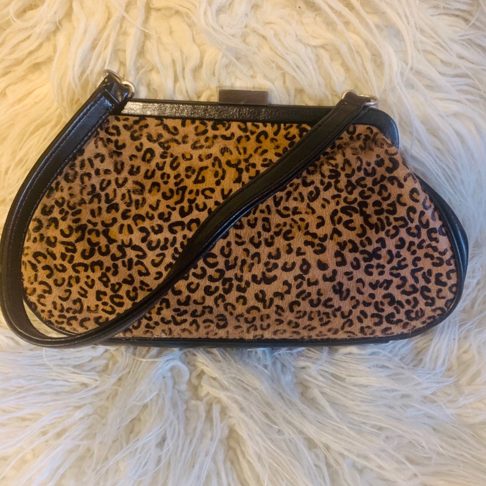 AMANDA SMITH : Small Black + Leopard bag